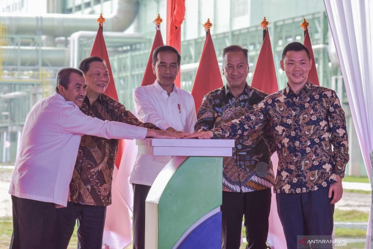 Presiden Joko Widodo Resmikan Pabrik Asia Pacific Rayon di Riau, Kagumi Teknologi Canggih APR