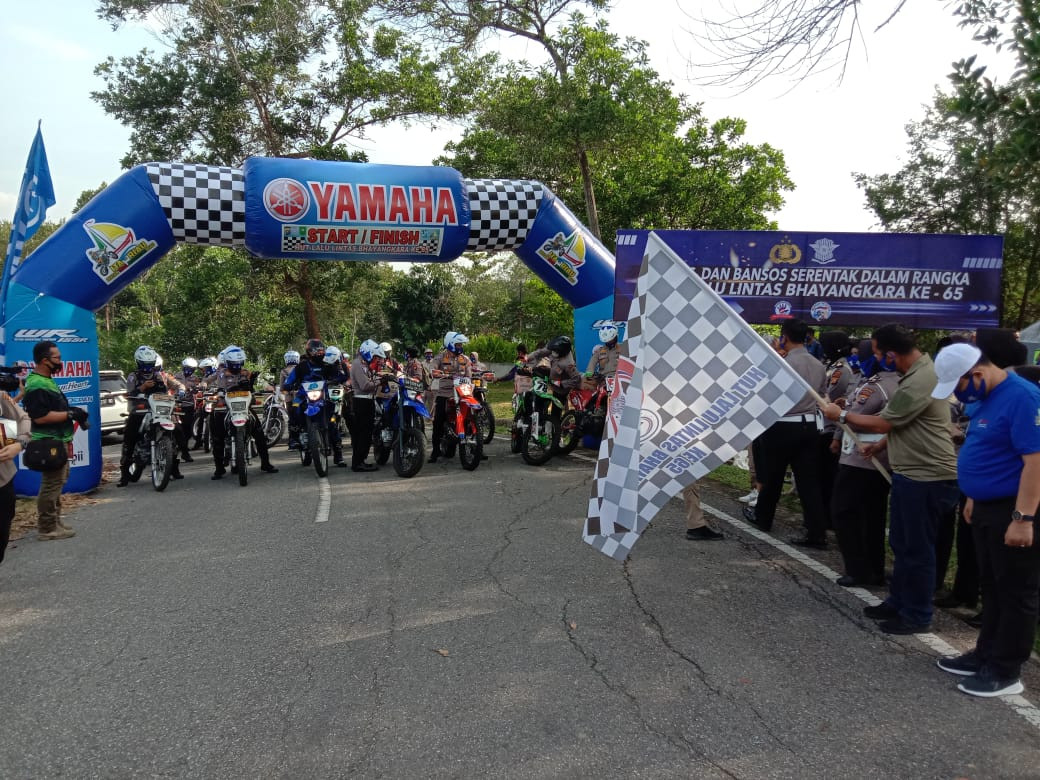 Yamaha Jadi Sponsor Event Baksos HUT Lantas Ke-65 dan Jelajah Alam Danau Buatan Pekanbaru